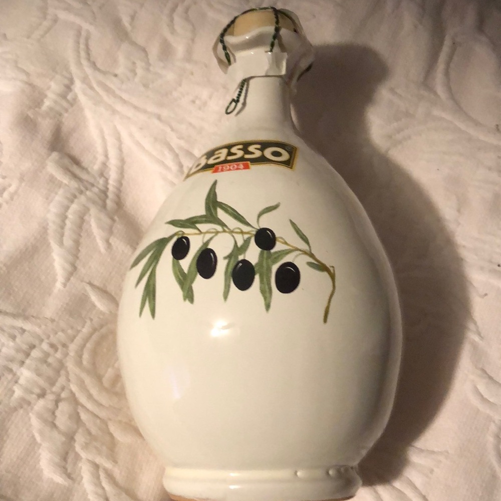 Awesome Basso extra virgin olive oil exp/12/2021